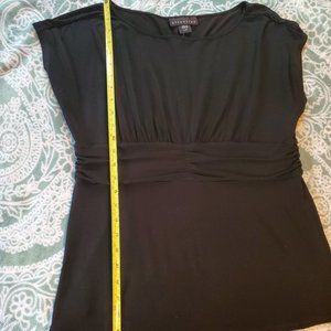 Attention EUC Women's Size Large Black Center Ruched Short Sleeve Top Bus Casual